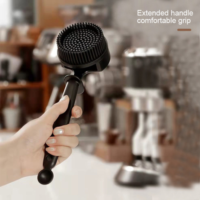 Design exclusivo e proteção anti-espalhamento para a escova de limpeza da máquina de café